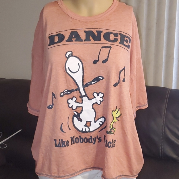 Peanuts Tops - New Peanuts Snoopy & Woodstock dance tee shirt xl